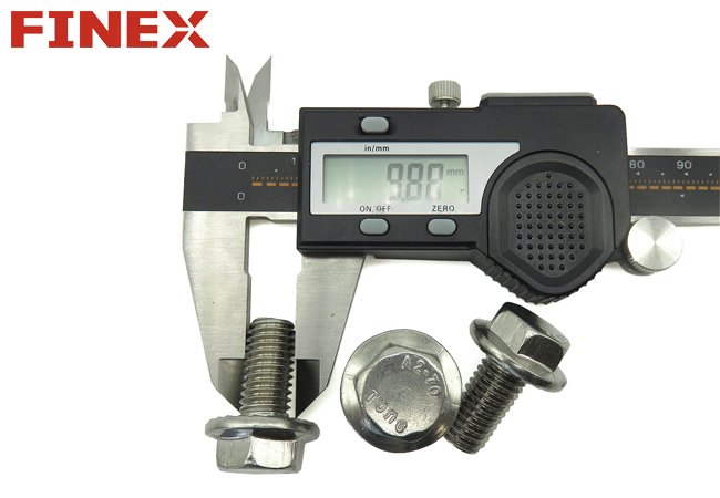 Photovoltaic stainless steel flange bolt